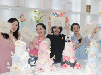 Khóa Học Làm Bánh Kem Chuyên Nghiệp - Bí Quyết Làm Bánh Ngon Chuẩn Vị